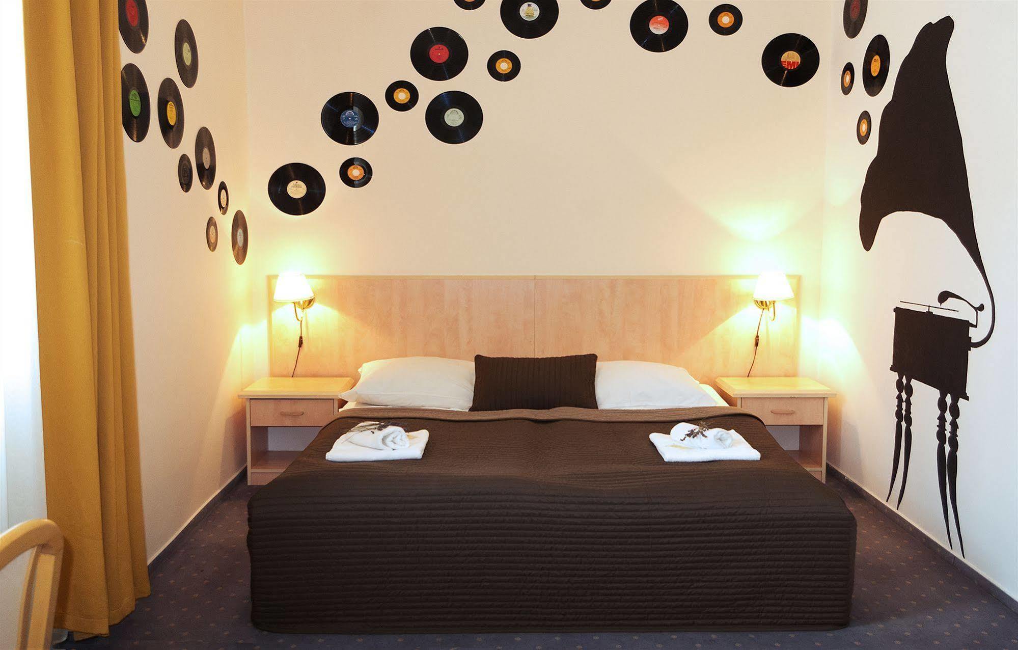 Hotel Nabucco Prague Luaran gambar