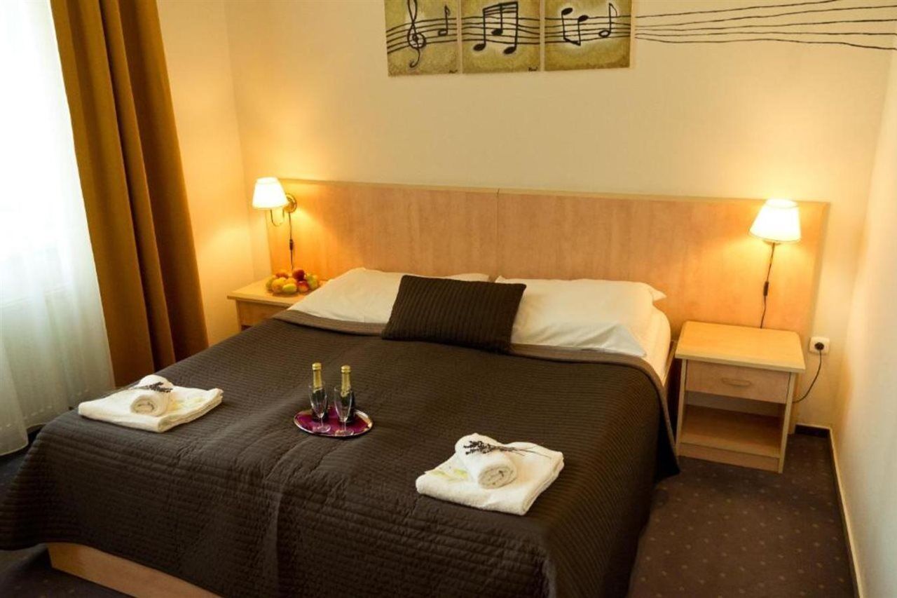 Hotel Nabucco Prague Luaran gambar
