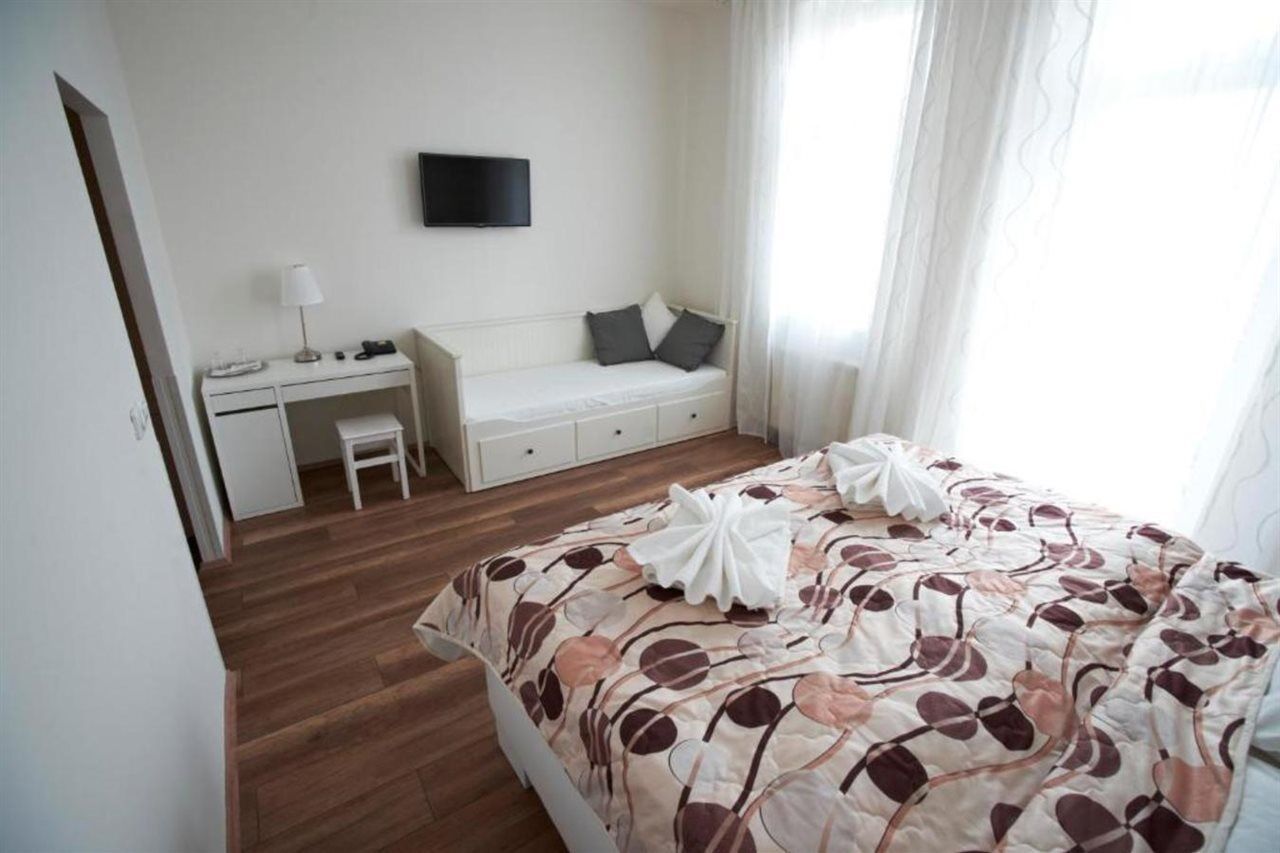 Hotel Nabucco Prague Luaran gambar